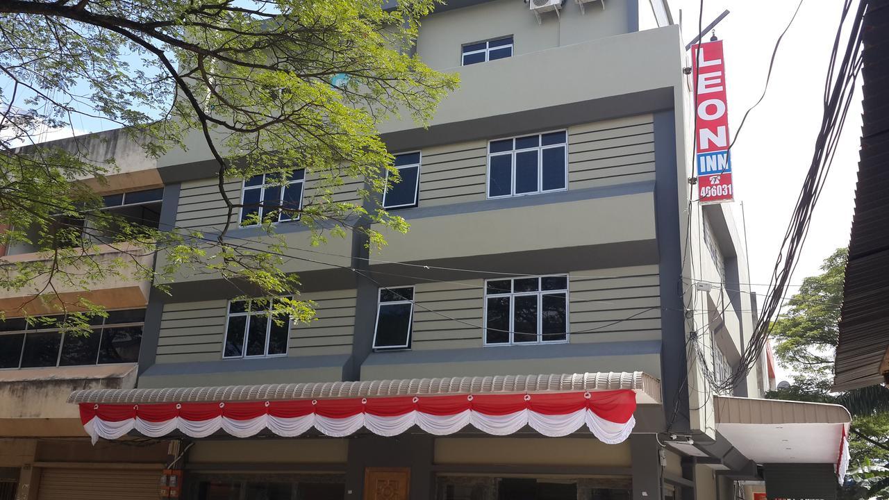 Leon Inn Jodoh Square Batam Экстерьер фото